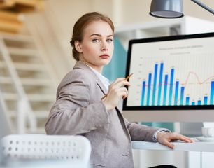 Management & Development Consultants - PeoplePerHour Image