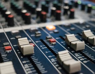 Audio & Sound Recording Experts - PeoplePerHour Image